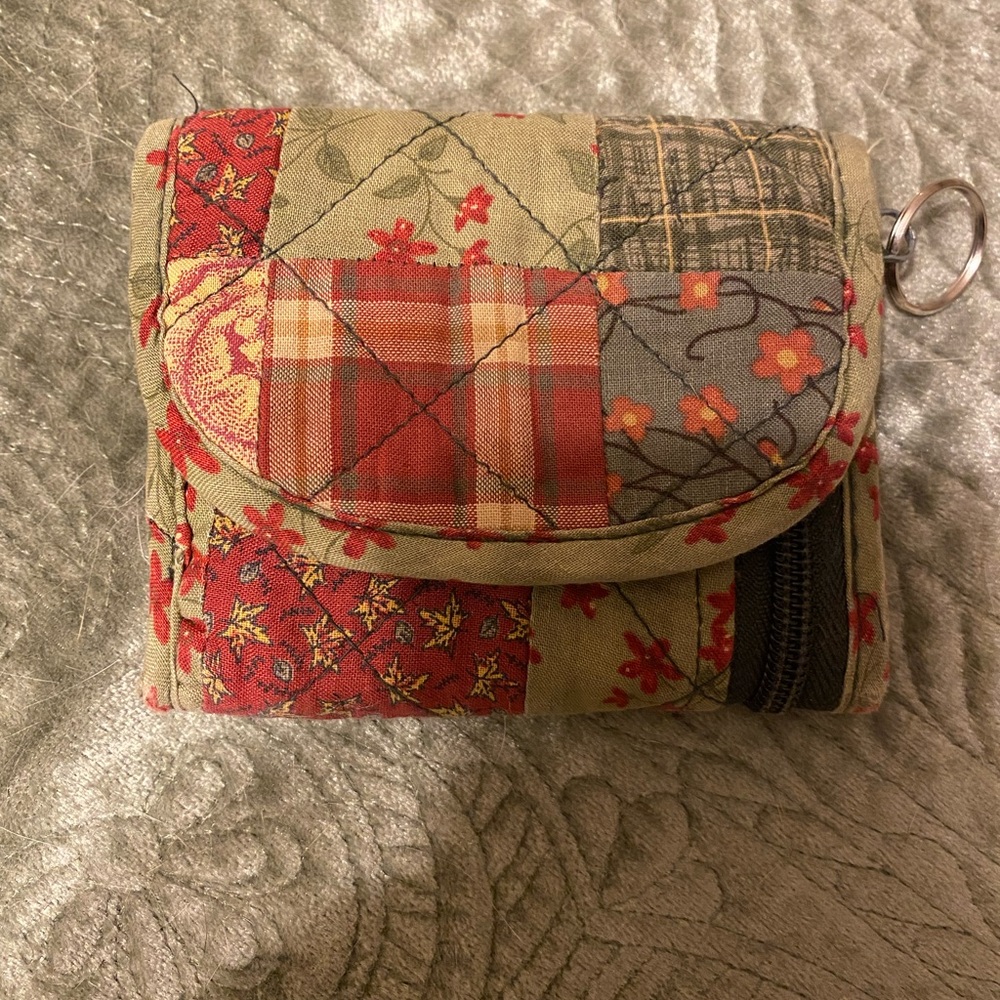 Donna sharp wallet